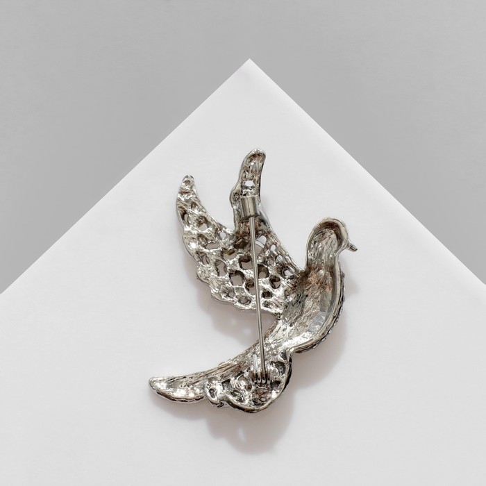 Брошь «Птица» порхающая, цвет белый в серебре Брошь «Птица» порхающая, цвет белый в серебре