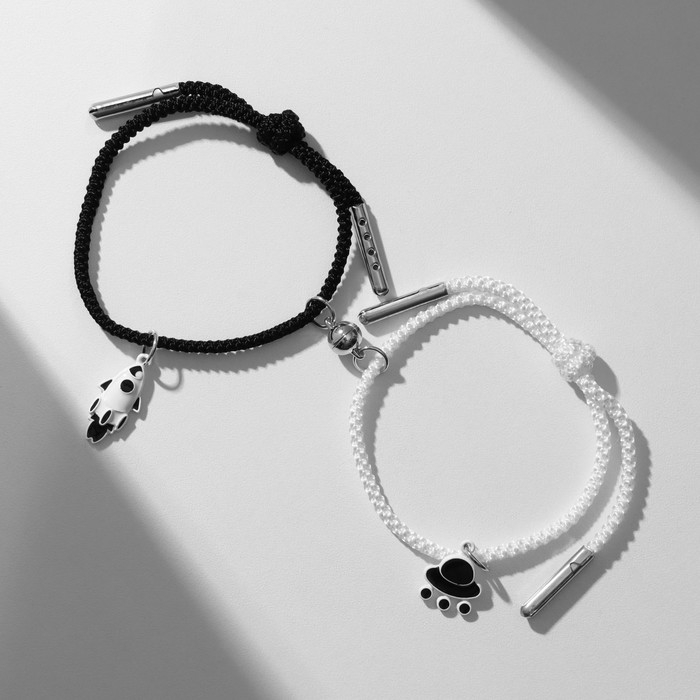 Браслеты «Неразлучники» на магните, ракета и летающая тарелка, цвет чёрно-белый, 8 см