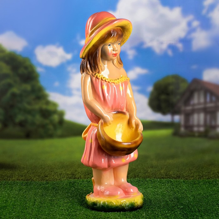 Садовая фигура "Девочка с корзиной большая" 20х24х65см микс