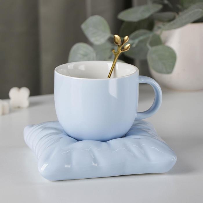 Чайная пара керамическая с ложкой «Зефирка», 2 предмета: чашка 250 мл, блюдце d=13 см, цвет голубой Чайная пара керамическая с ложкой «Зефирка», 2 предмета: чашка 250 мл, блюдце d=13 см, цвет голубой