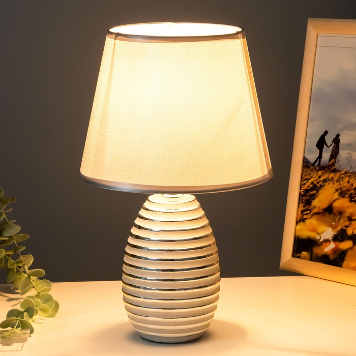 Лампа настольная 16609/1SL E14 40Вт серебро 20х20х33 см RISALUX