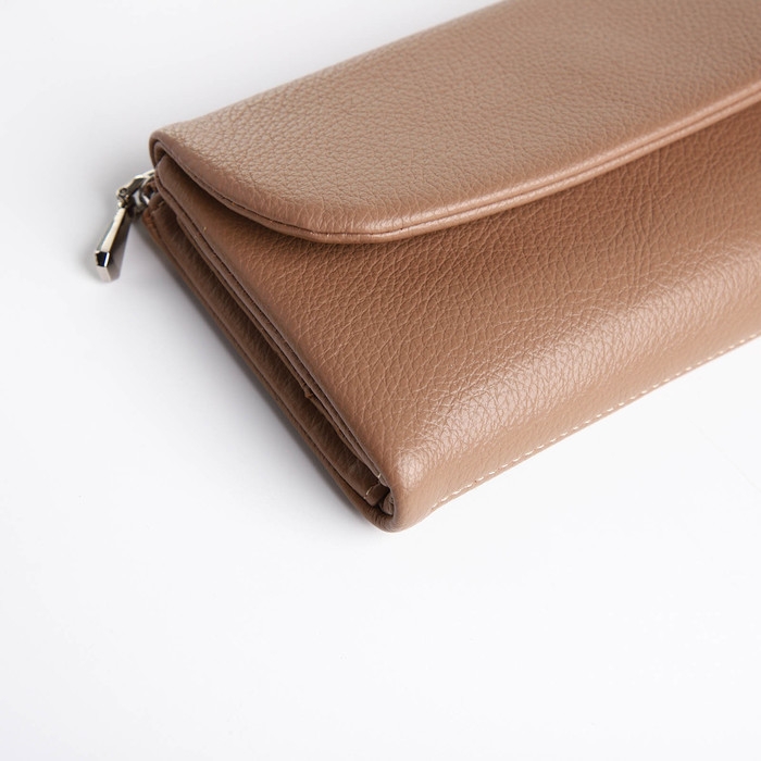 Кошелёк женский на магните, цвет бежевый Кошелёк женский на магните, цвет бежевый