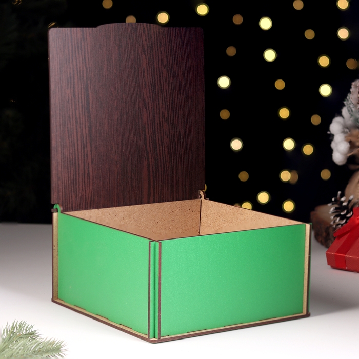 Коробка подарочная Коробка подарочная "Символ года 2025.С новым годом" 18,5х18х10 см,зеленая