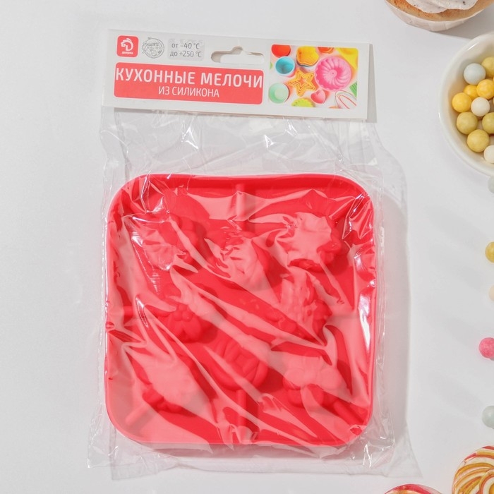 Форма для леденцов Доляна «Летний полдень», силикон, 12,5×12,5×1,5 см, 8 ячеек (2,7×2,7 см), с палочками, цвет МИКС Форма для леденцов Доляна «Летний полдень», силикон, 12,5×12,5×1,5 см, 8 ячеек (2,7×2,7 см), с палочками, цвет МИКС