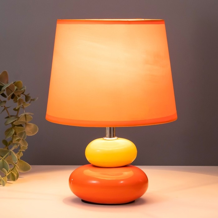 Настольная лампа Настольная лампа "Баланс" Е14 40Вт оранжевый 17,5х17,5х23 см RISALUX