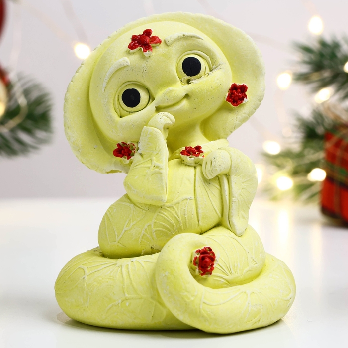 Новый год. Символ 2025. Фигура Новый год. Символ 2025. Фигура "Змея в панаме" лимонная, 8х6см