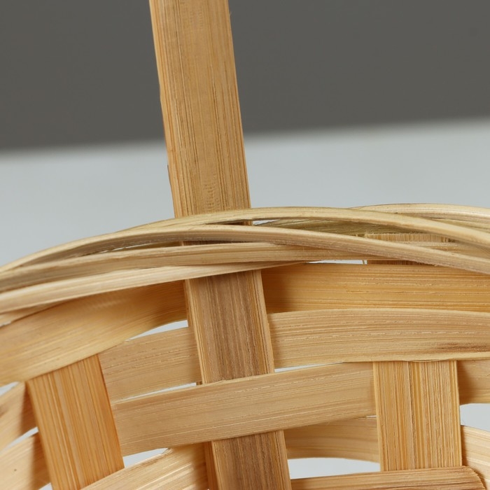 Корзина плетеная, D17 х 9 х 30 см, бамбук Корзина плетеная, D17 х 9 х 30 см, бамбук