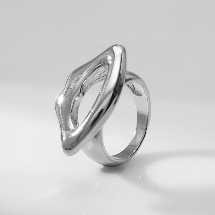 Кольцо металл «Тренд» губы, цвет серебро, размер 17 Кольцо металл «Тренд» губы, цвет серебро, размер 17