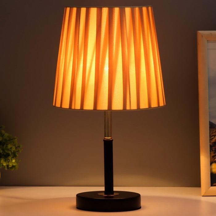 Настольная лампа Настольная лампа "Риволи" Е27 40Вт черный золото 19х19х36 см RISALUX