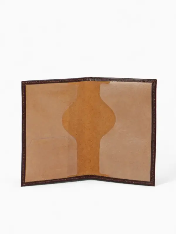 Обложка для паспорта, с гербом, с тиснением фольгой, гладкая, коричневая