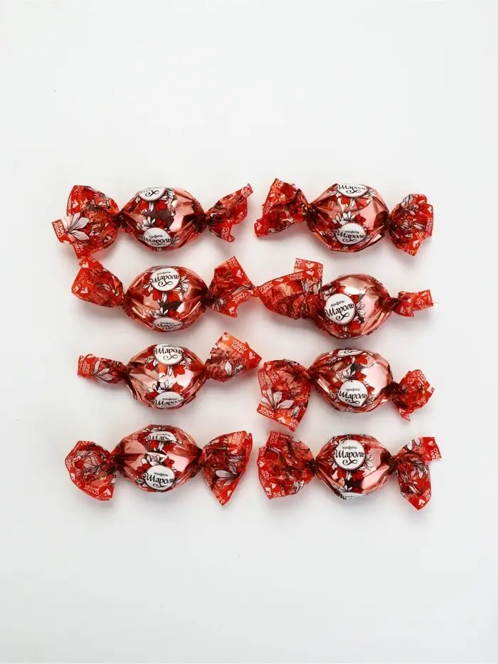 Гифтбокс с чаем, конфетами и еждневником "С 8 марта"