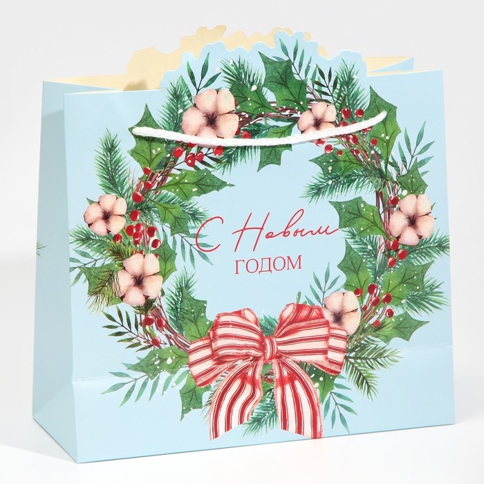 Пакет подарочный новогодний «Венок», 25 х 26 х 10 см, Новый год Пакет подарочный новогодний «Венок», 25 х 26 х 10 см, Новый год