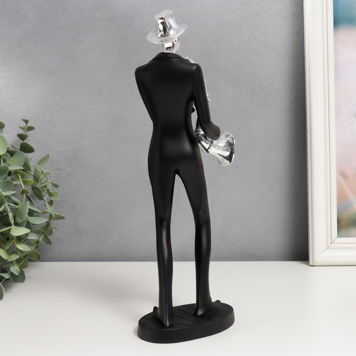 Сувенир полистоун  Сувенир полистоун "Саксофонист" чёрный с серебром 30х6,5х10 см