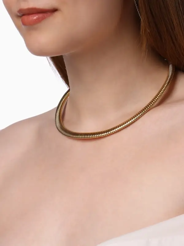 Чокер &laquo;Рельеф&raquo;, узкий, 1 см, цвет золото, 47.5 см