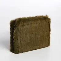 Кошелёк маленький, пушистый, на молнии, зелёный