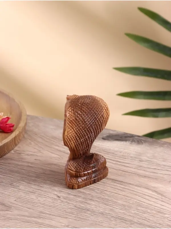 Сувенир &laquo;Кобра&raquo;, 9&times;4.5&times;12 см, дерево суар