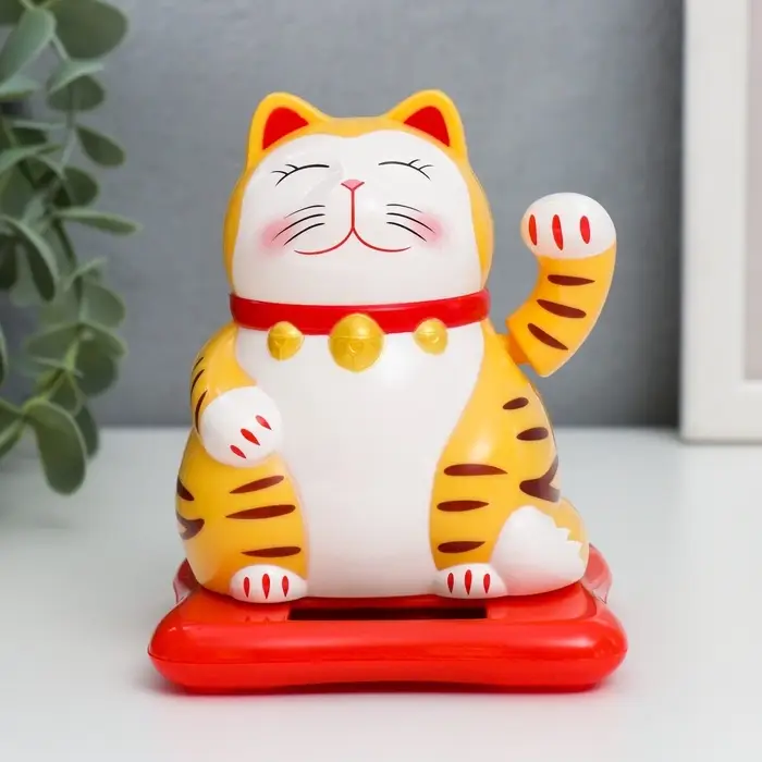 Маятник настольный антистресс &laquo;Кот Манэки-нэко&raquo;, пластик, от солнечной батареи, жёлтый, 9.5&times;10&times;9.5 см