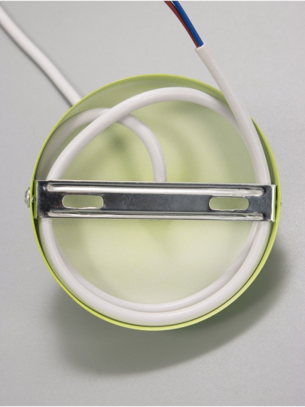 Светильник Edward 1х40Вт Е27 пр-1м зеленое яблоко 25х21,5х18см Светильник Edward 1х40Вт Е27 пр-1м зеленое яблоко 25х21,5х18см