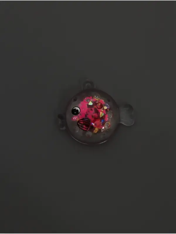 Подвеска для творчества акрил Подвеска для творчества акрил "Рыбка" с глиттером светится в темноте МИКС 2,6х3,1х1 см