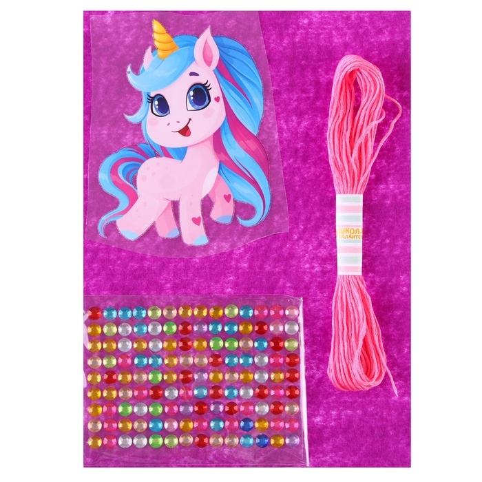 Набор для шитья. Игрушка из фетра своими руками с термонаклейкой «Единорог» Набор для шитья. Игрушка из фетра своими руками с термонаклейкой «Единорог»