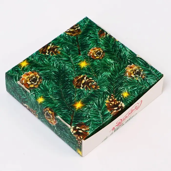 Подарочная коробка сборная с окном «Счастья», 11.5×11.5×3 см