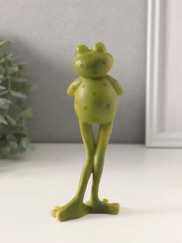 Фигурка &laquo;Лягушка стеснительная, с цветами на животике&raquo;, полистоун, 11.5&times;3.5&times;16 см
