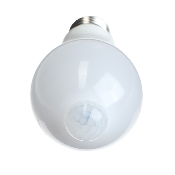 Светодиодная лампа Uniel, LED-A60-12W, 12 Вт, 4000 K, E27,PLS10WH, датчик освещенности, движ