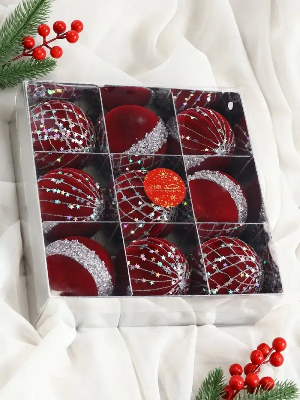 Набор шаров пластик d-8 см, 9 шт Набор шаров пластик d-8 см, 9 шт "Бархат. Фестиваль" сеточка звёзды, красный