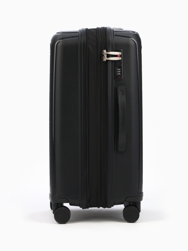 Чемодан 24 Чемодан 24", PP, 43*26*66, отд на молнии, код замок, 4 колеса, черный