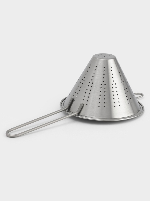Дуршлаг конический d=16 см Дуршлаг конический d=16 см