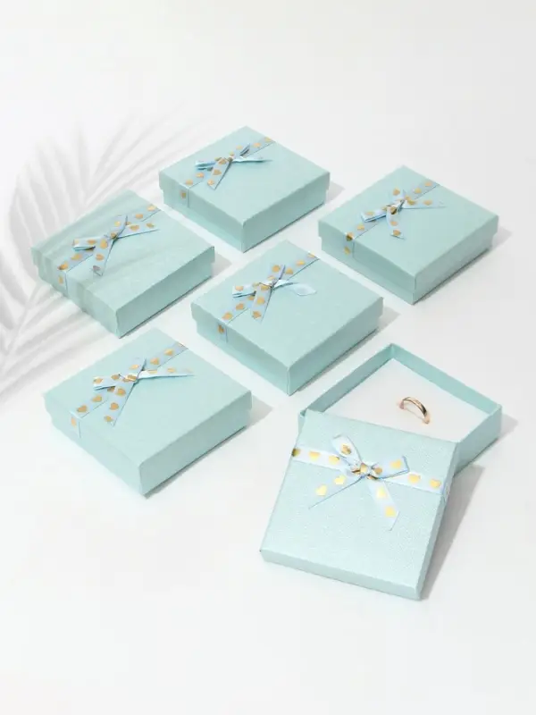 Коробочка подарочная под набор &laquo;Влюбленность&raquo;, 9&times;9 см, (полезная часть 8.5&times;8.5 см), голубая