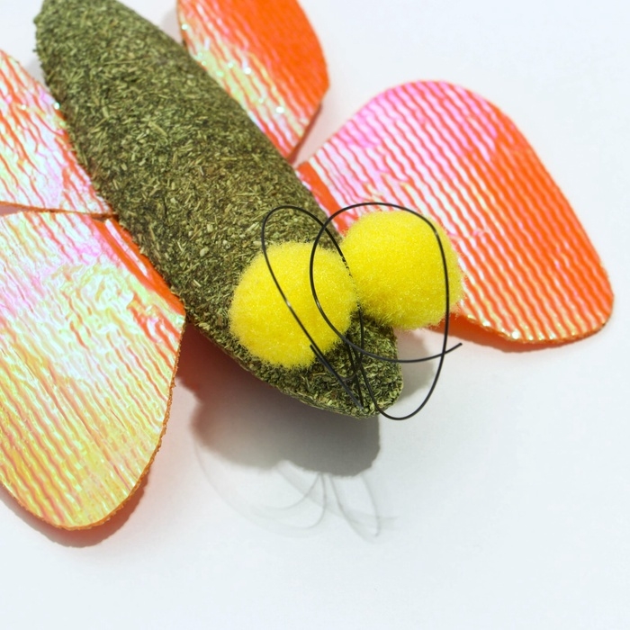 Игрушка для кошек «Бабочка» из кошачьей мяты, 8 х 6.5 см Игрушка для кошек «Бабочка» из кошачьей мяты, 8 х 6.5 см