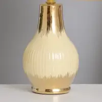 Лампа настольная &laquo;Альба&raquo; 1&times;40 Вт Е14 бежевый/золото 24&times;24&times;40 см