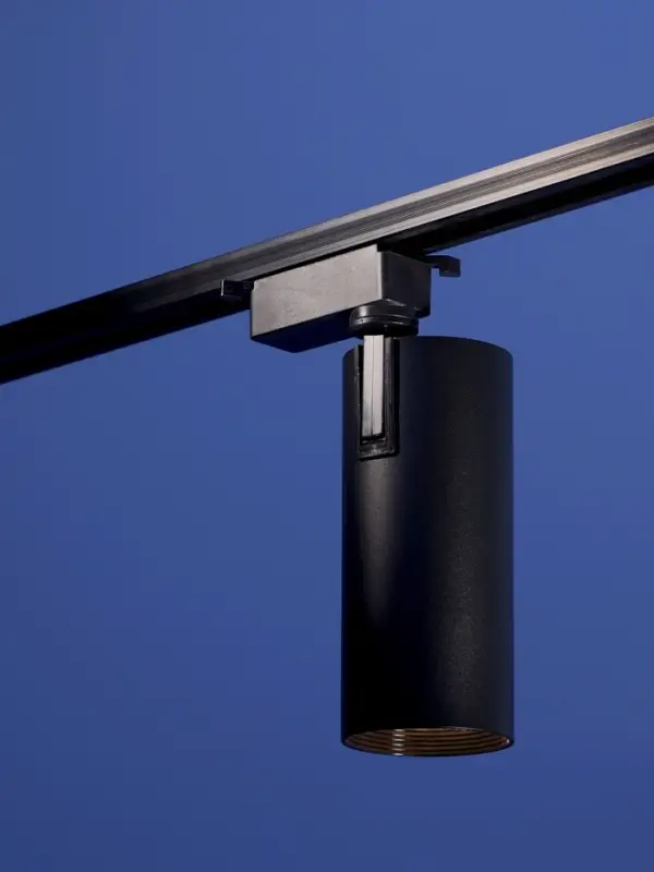 Трековый светильник Luazon lighting, TSL-013, 30 Вт, 2100 Лм, 2800K, чёрный, свечение тёплое белое