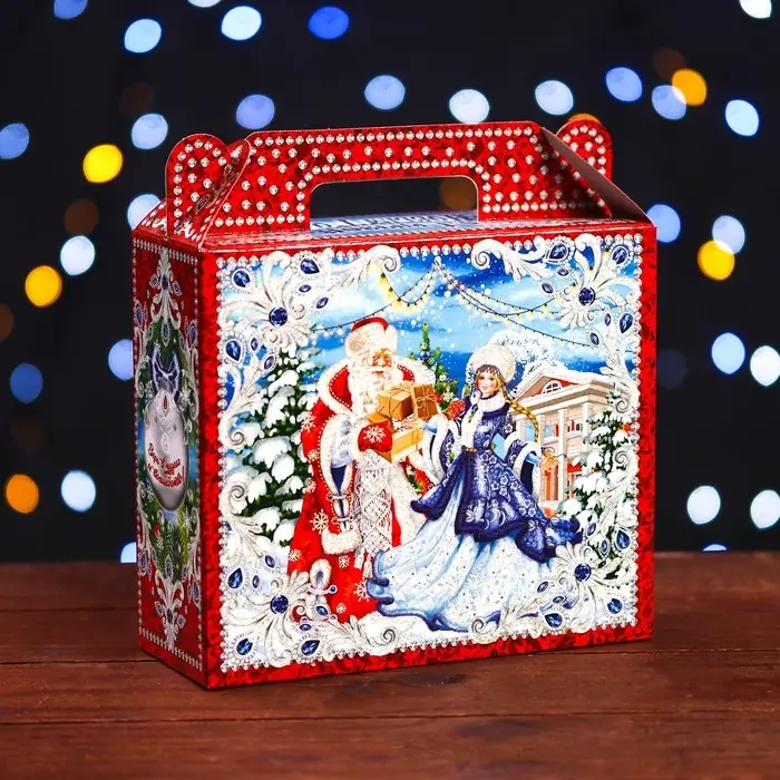 Подарочная коробка «Кремль» 17.3×6.5×15 см Подарочная коробка «Кремль» 17.3×6.5×15 см