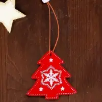 Елочная игрушка новогодняя &laquo;Ёлочка&raquo;, красная