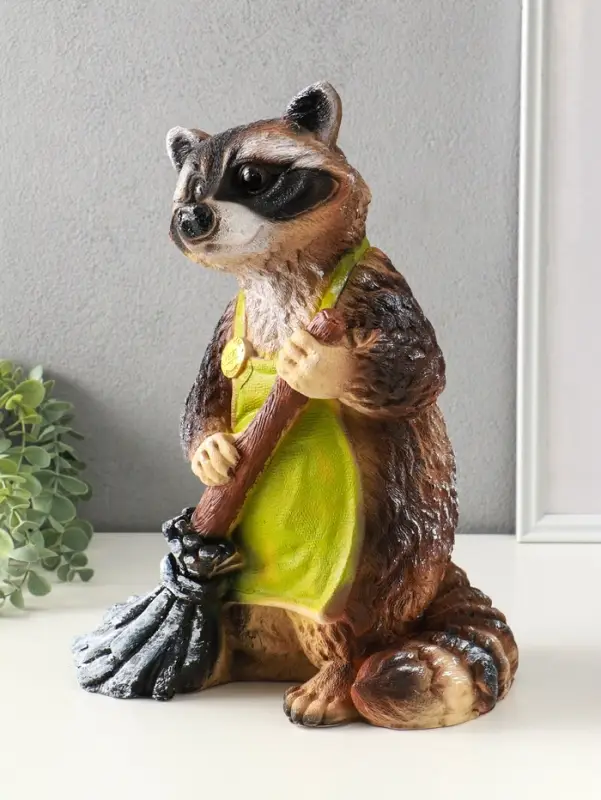 Копилка "Енот с метлой" 38х26х24, серый