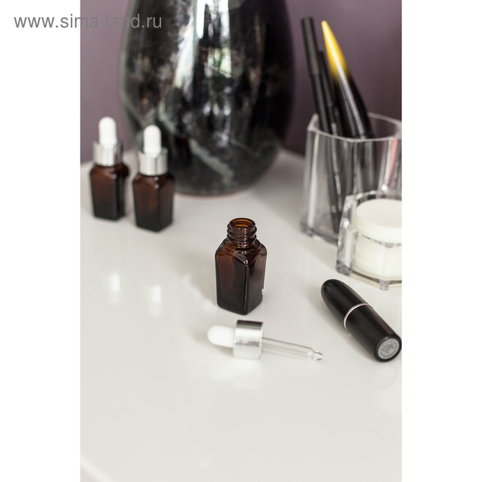 Бутылочка стеклянная для хранения с пипеткой, 10 мл, цвет коричневый/белый Бутылочка стеклянная для хранения с пипеткой, 10 мл, цвет коричневый/белый