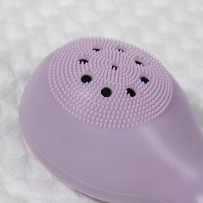 Щётка для умывания «Кит», силиконовая и поролоновая, 9,8 см, цвет МИКС