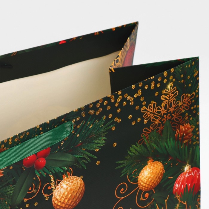 Пакет подарочный новогодний ламинированный «Игрушки», XL 49 х 40 х 19 см, Новый год Пакет подарочный новогодний ламинированный «Игрушки», XL 49 х 40 х 19 см, Новый год