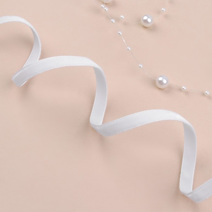 Лента бархатная, 6 мм, 18 ± 1 м, цвет белый №01 Лента бархатная, 6 мм, 18 ± 1 м, цвет белый №01