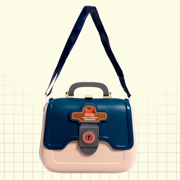 Игровой модуль в чемодане «Мастерская», 25 предметов Игровой модуль в чемодане «Мастерская», 25 предметов