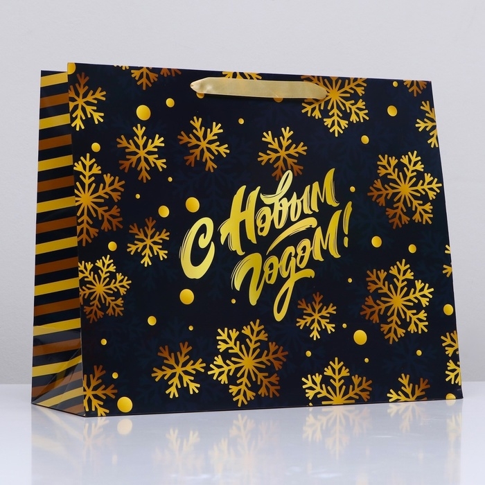 Новый год. Пакет ламинированный горизонтальный  Новый год. Пакет ламинированный горизонтальный "Снежинки",49 х 40 х 19 см.