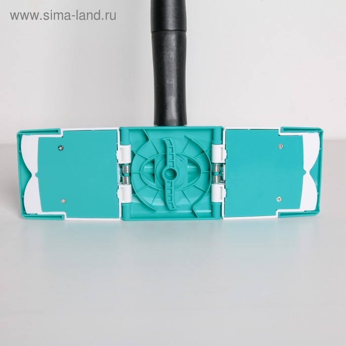 Швабра с отжимом Twist Доляна, насадка из микрофибры 32×9 см, телескопическая ручка 95-120, цвет синий Швабра с отжимом Twist Доляна, насадка из микрофибры 32×9 см, телескопическая ручка 95-120, цвет синий