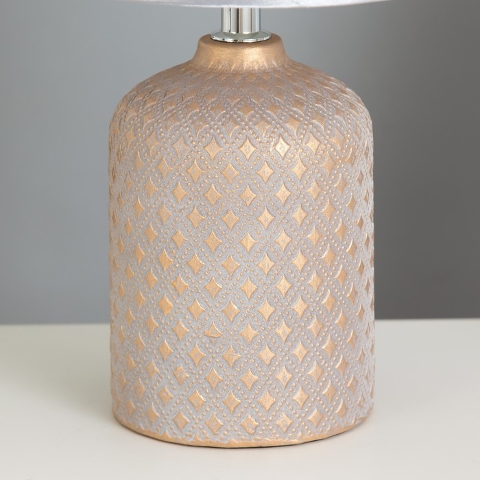 Настольная лампа Настольная лампа "Джемма" Е14 40Вт серебристо-серый 20х20х33 см RISALUX