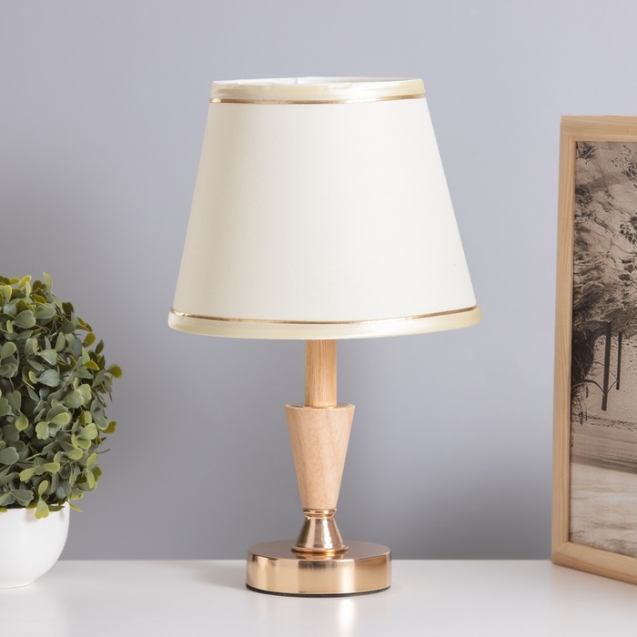 Лампа настольная  Лампа настольная "Вера" 1х40Вт Е27 золото/коричневый 21х21х35см