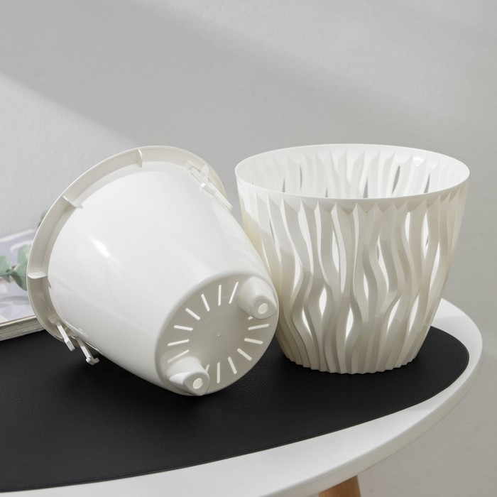 Кашпо для цветов со вставкой «Вдохновение», 1,6 л, d=16 см, h=13,5 см, белое