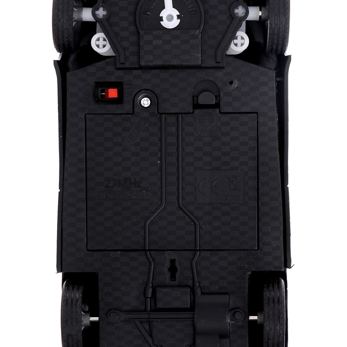 Машина радиоуправляемая «Жажда гонок», 1:20, работает от батареек, цвет чёрный Машина радиоуправляемая «Жажда гонок», 1:20, работает от батареек, цвет чёрный