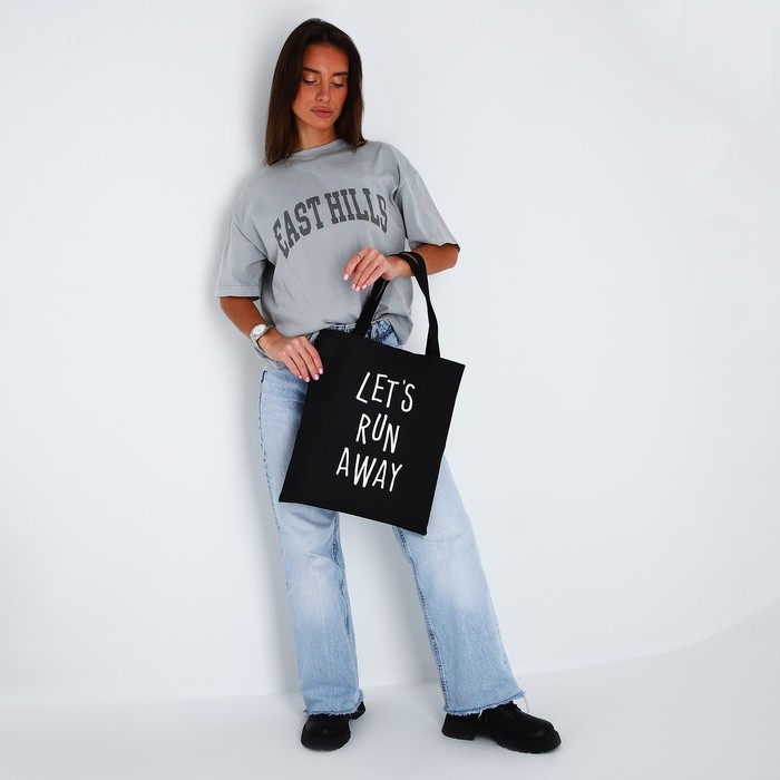 Сумка-шопер «Давай убежим далеко», 40х35х0.5 см, без молнии, без подкладки, цвет чёрный Сумка-шопер «Давай убежим далеко», 40х35х0.5 см, без молнии, без подкладки, цвет чёрный