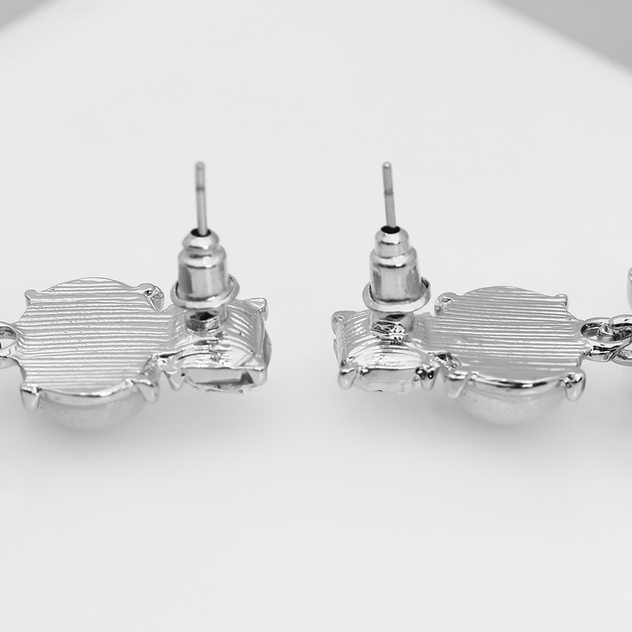 Серьги с жемчугом «Бусина» графиня, цвет бело-серый в серебре Серьги с жемчугом «Бусина» графиня, цвет бело-серый в серебре